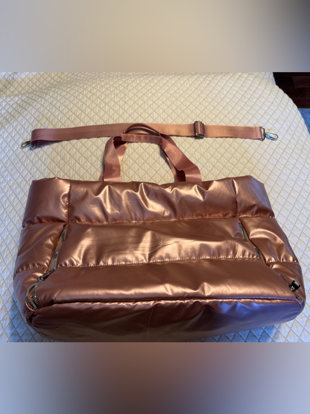 Pink Metallic Large Puffer Tote/Travel Bag W/Shoulder Strap-NWOT